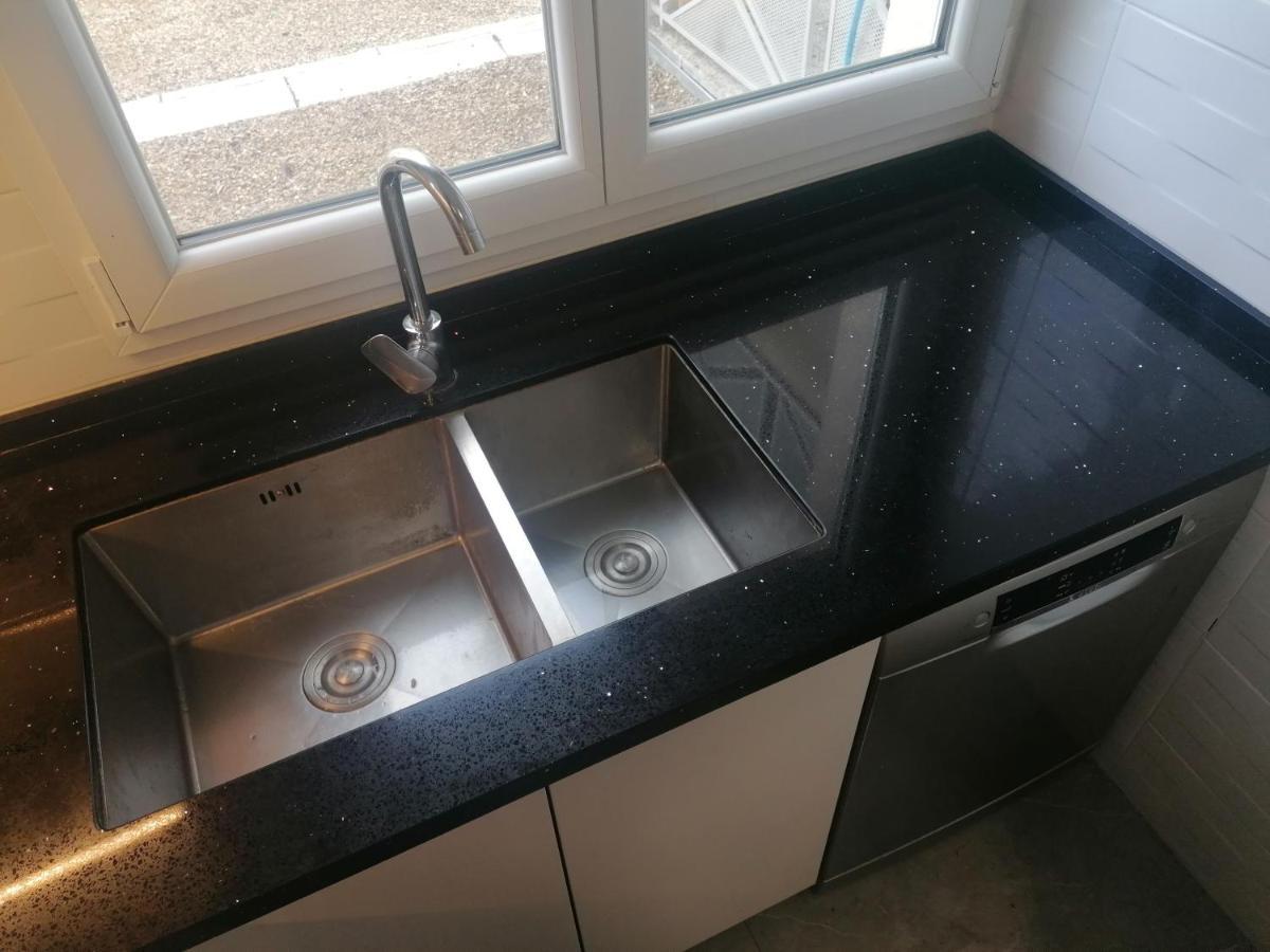 Location 3 Chambres Spacieuses Dans Appartment 2 Mn Rer Bussy Saint Georges Exteriör bild
