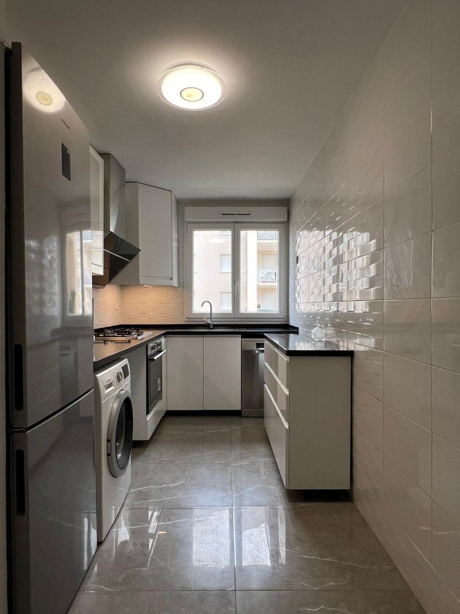 Location 3 Chambres Spacieuses Dans Appartment 2 Mn Rer Bussy Saint Georges Exteriör bild