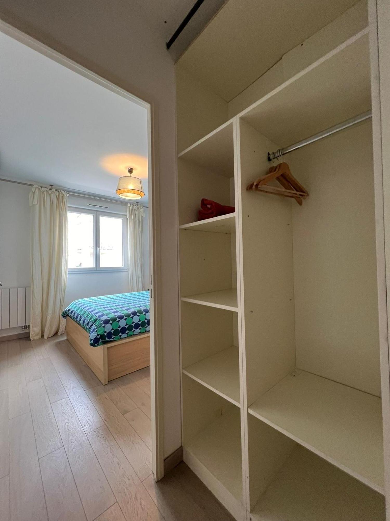 Location 3 Chambres Spacieuses Dans Appartment 2 Mn Rer Bussy Saint Georges Exteriör bild