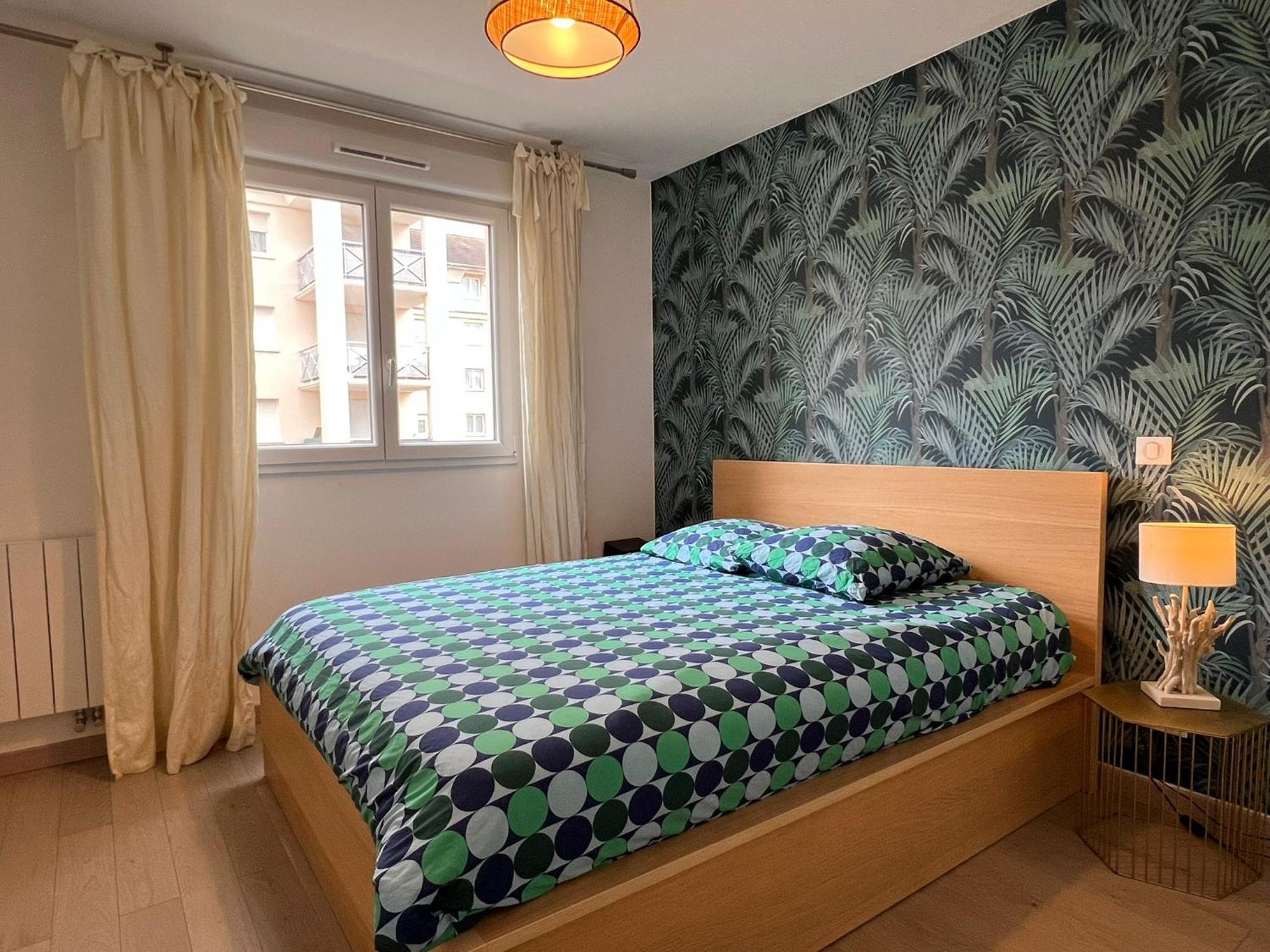 Location 3 Chambres Spacieuses Dans Appartment 2 Mn Rer Bussy Saint Georges Exteriör bild